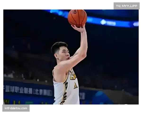 【2026年4月CBA联赛·赛中·通讯通讯：浙江东阳光更衣室突发状况，主力前锋朱俊龙带病坚持出战35分钟